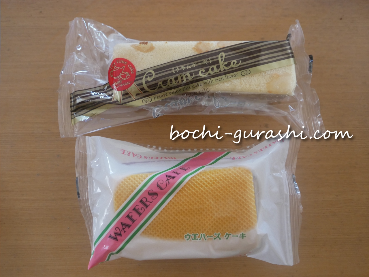 ウエハースケーキとクラムケーキ